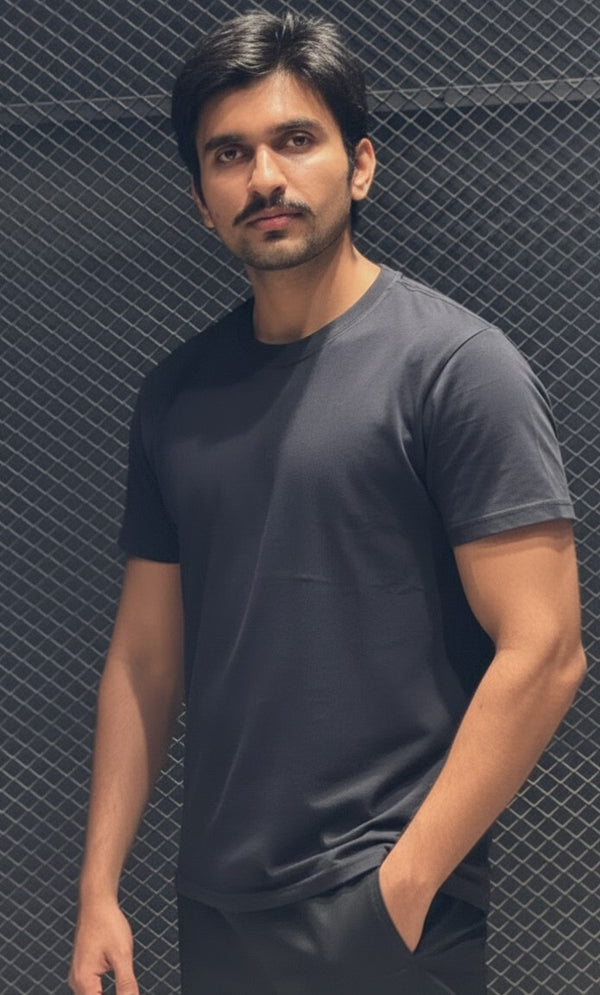 Basic T-shirt (Black)